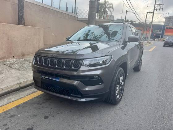 JEEP COMPASS 1.3 T270 TURBO FLEX LONGITUDE AT6 JEEP COMPASS 1.3 T270 TURBO FLEX LONGITUDE AT6